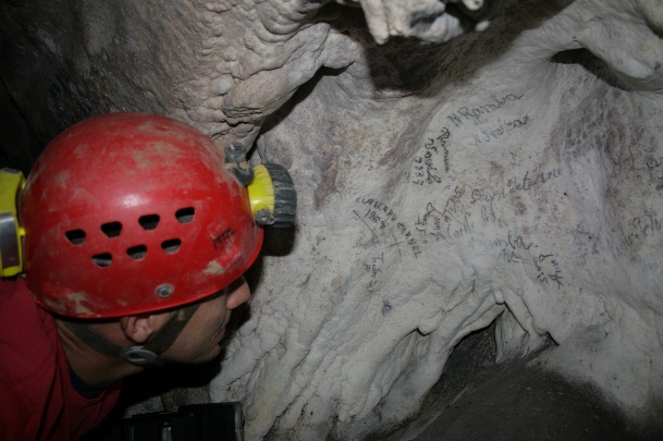 Fig.2. Peștera Cocoșoaia (foto: Ioana Clonța)